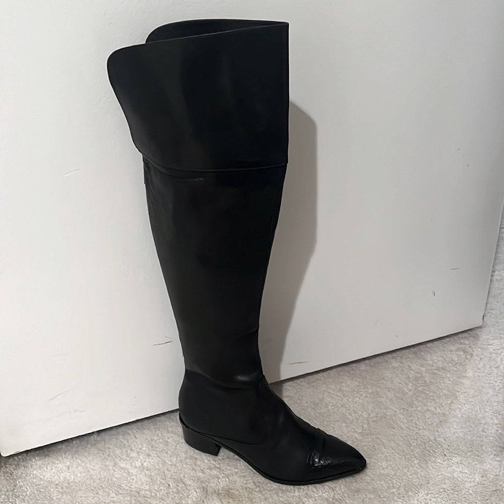 Donald J. Plainer Divo Over The Knee Boots